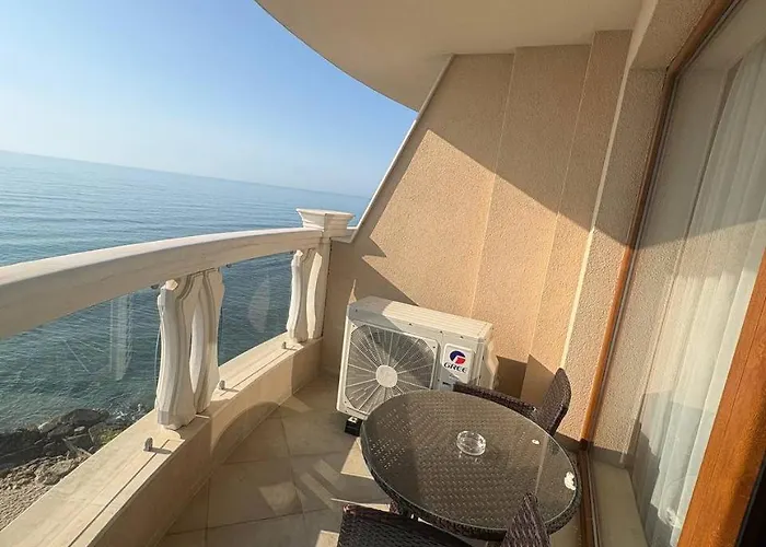 On The Near The Sea * Varna