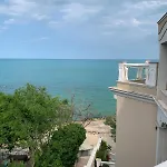 Апартамент On The Near The Sea *