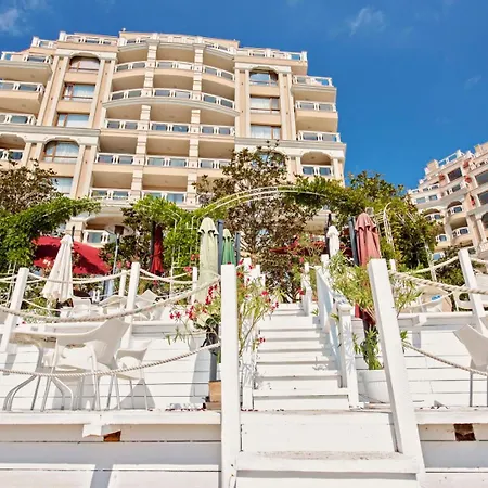 On The Near The Sea Apartment Varna