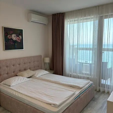 On The Near The Sea Apartment Varna