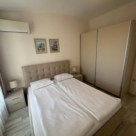 On The Near The Sea Apartment Varna